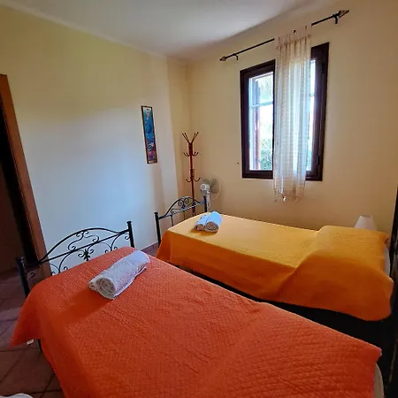 Tusa Appartavilla Le Del Sole Campofelice Di Roccella