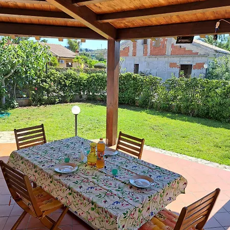 Villa Tusa Appartavilla Le Del Sole *