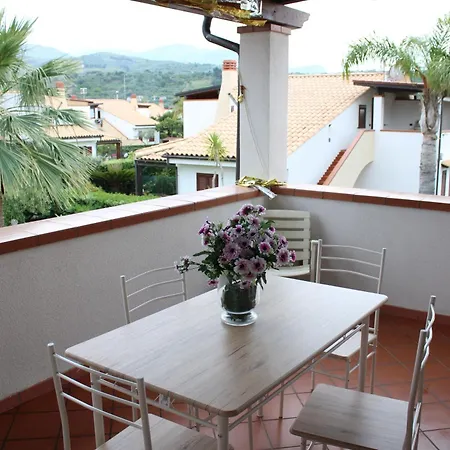Villa Tusa Appartavilla Le Del Sole Campofelice Di Roccella