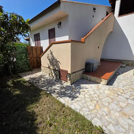 Pta Appartavilla Villa